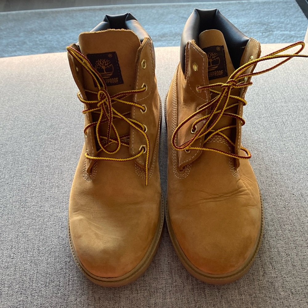 Classic Timberland Bootie Child’s Size 6 (Fits Woman Size 8)